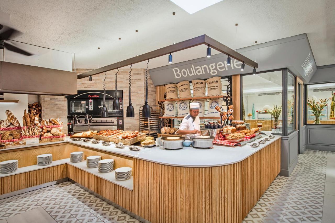 Constance Belle Mare Plage Kültér fotó Boulangerie at the hotel